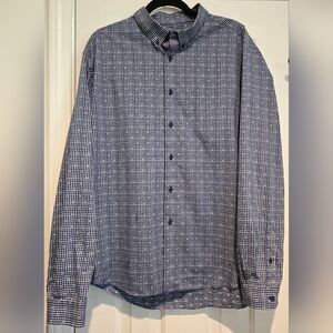 Men's Joe Joseph Abboud Size XL Blue And White Checkered Long Sleeve Button Down
